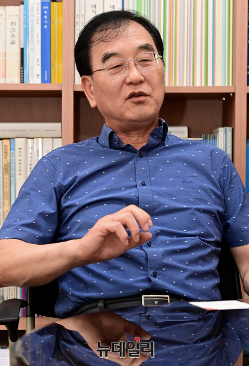 ▲ 이재원 회장은 본지 인터뷰에서 한변 활동에 대해 