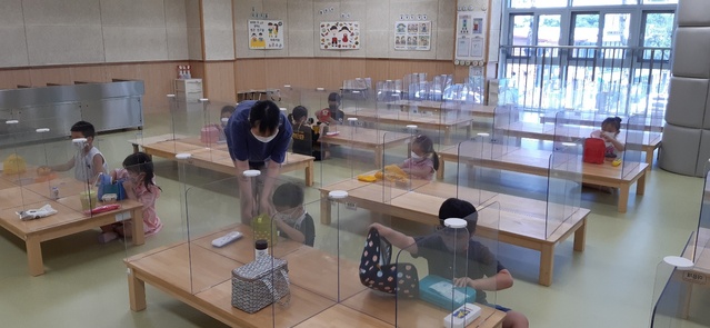 ▲ 대구시교육청은 2007년부터 전국에서 유일하게 지금까지 유치원 대학생 자원봉사제를 실시해 오고 있다. 교육청-유치원-대학 간 협력을 통해 예비교사의 현장 적응력을 제고해 우수 유치원 교사 양성에 기여하고 있다.ⓒ대구시교육청