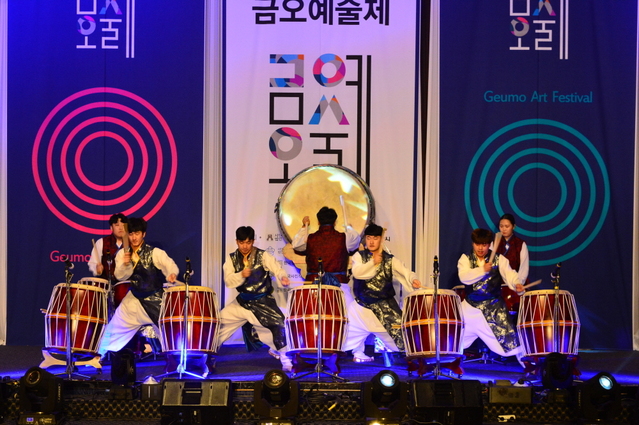 ▲ 구미시(시장 장세용)는 구미문화예술회관 대공연장에서 26일 오후 6시 30분 (사)한국예총구미지회(지회장 이한석) 주관으로 금오예술제를 개최한다.ⓒ구미시