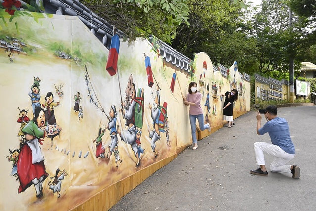 ▲ 달성군 관광 명소인 마비정 벽화마을이 10년 만에 새 단장을 통해 손님맞이에 나선다.ⓒ달성군