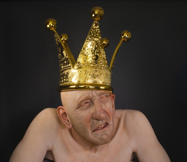 ▲ 대상작가 초대전에 참여하는 팁 톨랜드의 '탐욕스러운 왕' 작품.ⓒ한국도자재단