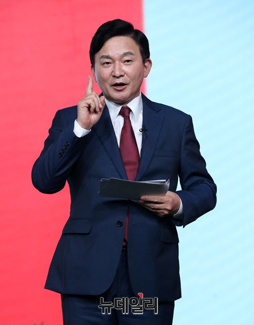 ▲ 국민의힘 대선 주자인 원희룡 예비후보가 29일, 연일 논란이 되고 있는 대장동 개발 특혜 의혹의 몸통으로 이재명 더불어민주당 경선후보를 지목했다. ⓒ이종현 기자