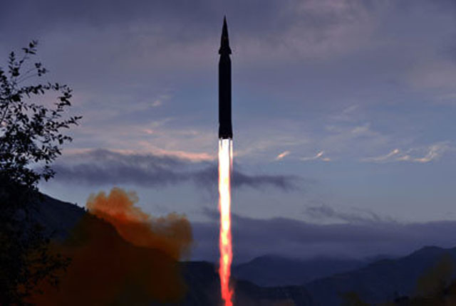 ▲ 북한이 지난 28일 발사했다고 밝힌 극초음속 미사일. ⓒ북한관영매체 관련보도 화면캡쳐.