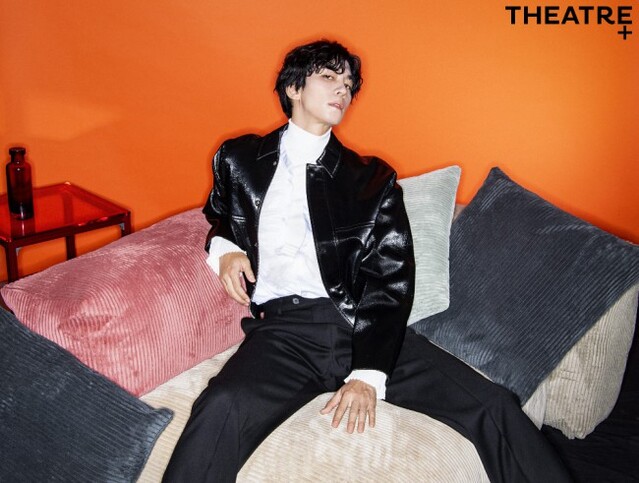 ▲ 시어터플러스 10월호 화보.ⓒ시어터플러스