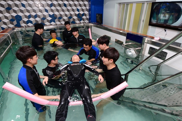 ▲ 대구보건대 물리치료과가 실습 활동을 하고 있다.ⓒ대구보건대