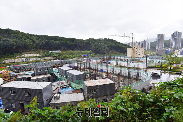 ▲ 지난달 29일 오후 경기 성남시 판교 대장동 일대에 공사가 진행되고 있다. ⓒ강민석 기자