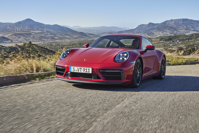▲ 포르쉐가 올해 연간 1만대 이상 판매량을 기록할 것으로 전망된다. 911 카레라 GTS 모습. ⓒ포르쉐코리아