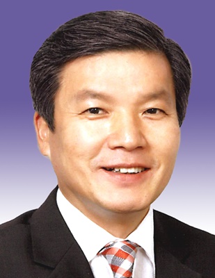 ▲ 경북도의회 농수산위원회 정영길 의원이 대표발의한 전동 킥보드 등 개인형 이동장치(PM, Personal Mobility)에 대한 사회적 수요 확대에 따른 도민의 이용안전 및 편의 증진을 위한 ‘경상북도 개인형 이동장치 이용안전 증진 조례안’이 도의회 본회의를 통과했다.ⓒ경북도의회