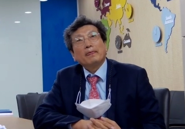 ▲ 22일 기자간담회에서 향후 계획에 대해 설명한 강영권 대표. ⓒ중계화면 캡쳐