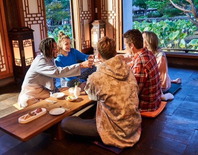 ▲ '문화유산 방문 캠페인' 해외 홍보 영상('한옥' 편).ⓒ한국문화재재단