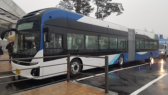 ▲ 세종 BRT 달리는 전기굴절버스.ⓒ연합뉴스