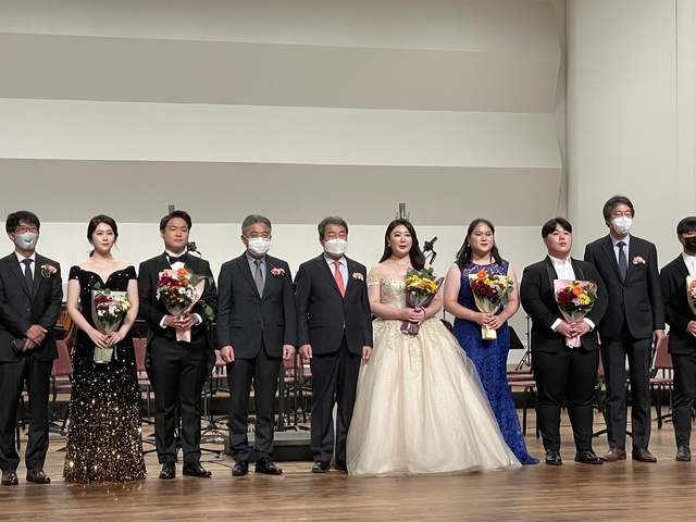 ▲ 경북도는 13일 김천 문화예술회관에서 제6회 경상북도 파파로티 성악콩쿠르 시상식을 가졌다.ⓒ경북도