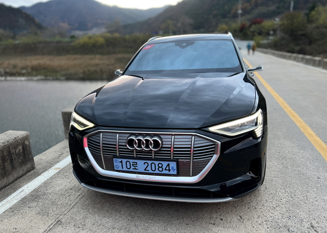 ▲ 아우디 e-트론 스포트백 50 콰트로 모습. ⓒ김재홍 기자