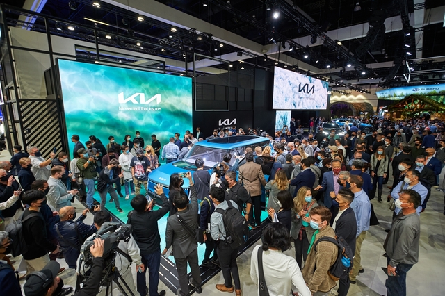 ▲ 기아는 LA오토쇼에서 '콘셉트 EV9'을 공개했다. ⓒ기아