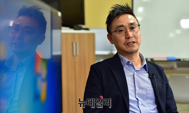 ▲ 자유와 인권을 주제로 한 '제1회 리버티국제영화제' 집행위원장을 맡은 김덕영 감독. 김 감독은 다큐멘터리 '김일성의 아이들'을 연출해 '로마국제무비어워즈'에서 다큐멘터리 부문 최우수 작품상을 수상한 바 있다. ⓒ정상윤 기자