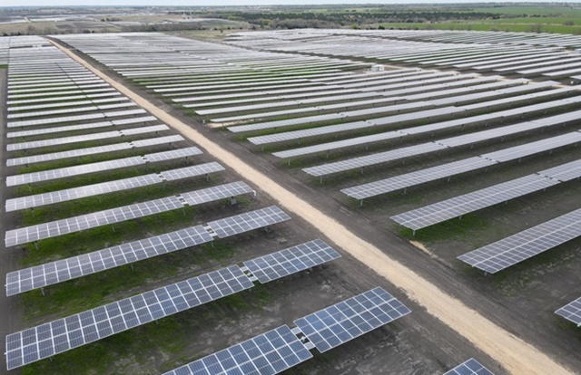 ▲ 한화큐셀이 건설한 미국 텍사스주 168MW 규모 태양광발전소. ⓒ한화큐셀