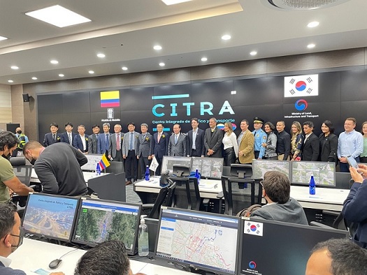 ▲ 한국형 지능형교통체계(K-ITS)가 중남미 지역에 진출했다. 국토교통부는 K-ITS를 기반으로 한 통합교통정보센터(CITRA)가 콜롬비아 메데진시(市)에서 개소했다고 23일 밝혔다.ⓒ연합뉴스