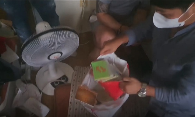 ▲ 경찰이 압수수색를 하고 있다.ⓒ대전경찰청