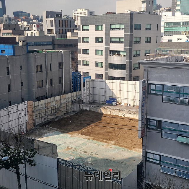 ▲ 남욱 변호사가 300억원을 주고 매입한 서울 강남의 빌딩. ⓒ박찬제 기자