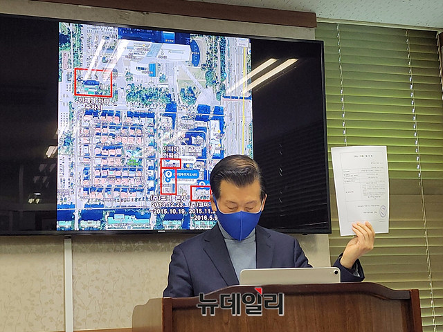 ▲ 성남국제마피아파 출신 박철민씨의 법률 대리인 장영하 변호사가 1일 오후 법무법인 디지털 4층 회의실에서 기자회견 중인 모습. ⓒ뉴데일리