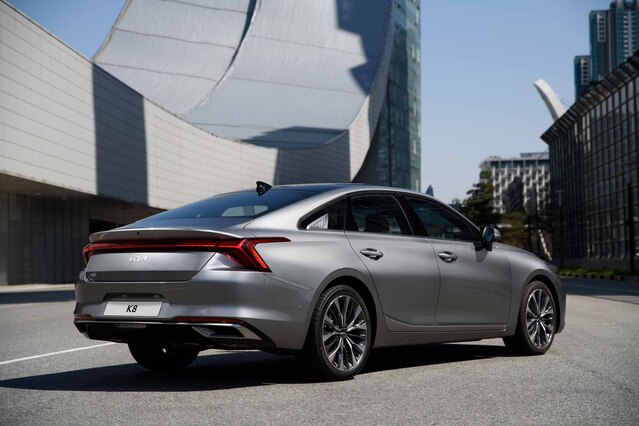 ▲ 기아 K8도 신차를 받으려면 수개월을 기다려야 한다. ⓒ기아