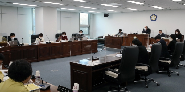 ▲ 대전 동구의회는 지난달 24일부터 6일간 진행된 2021년도 마지막 행정사무 감사를 마무리했다.ⓒ대전 동구의회