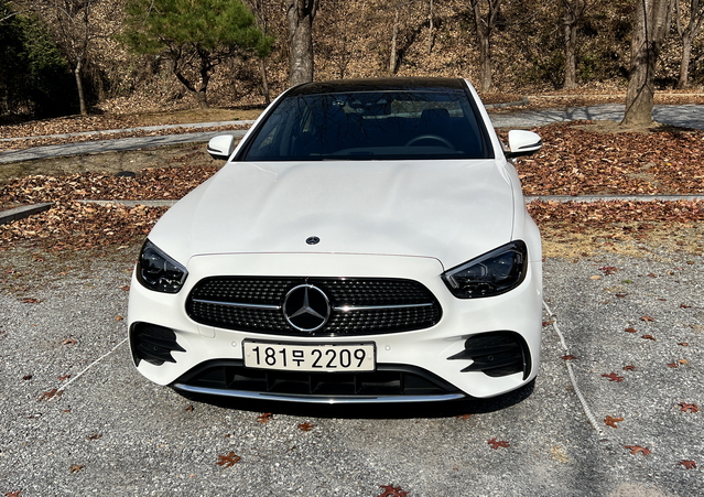 ▲ 벤츠 E 350 4MATIC AMG 라인  ⓒ김재홍 기자