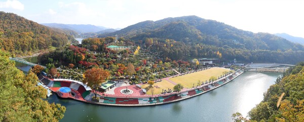 ▲ 대전 중구 뿌리공원이 한국관광공사가 주관한 전국 인바운드(외국인의 국내 여행) 안심관광지 125선에 선정됐다.ⓒ대전 중구