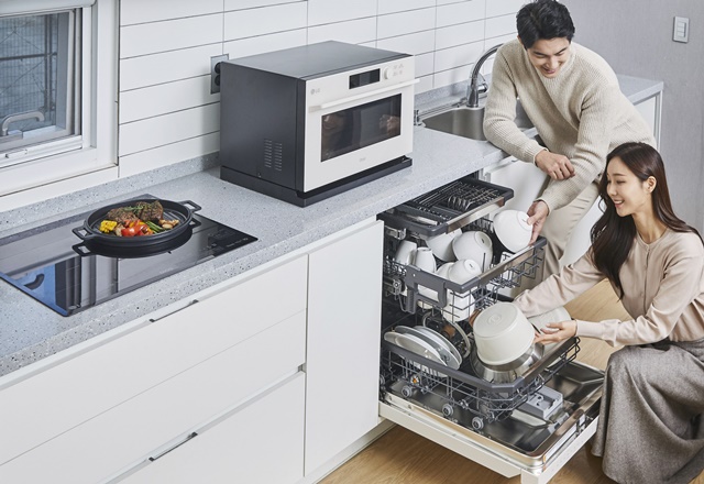 ▲ LG 디오스 광파오븐, LG 디오스 전기레인지, LG 디오스 식기세척기 스팀. ⓒLG전자