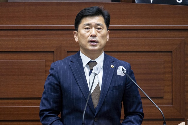 ▲ 경상북도의회 문화환경위원회 김대일 의원(국민의힘, 안동)은 13일 제327회 제2차 정례회 제3차 본회의 5분 자유발언을 통해 경상북도의 동계스포츠 활성화 대책 마련을 촉구했다.ⓒ경북도의회