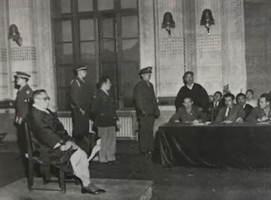 ▲ 장덕수 암살사건 재판정에 출석하여 증언하는 김구.