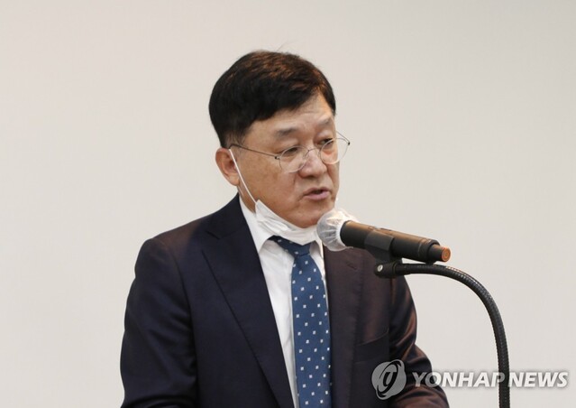 ▲ 정만기 KAIA 회장이 발표하는 모습. ⓒ연합뉴스