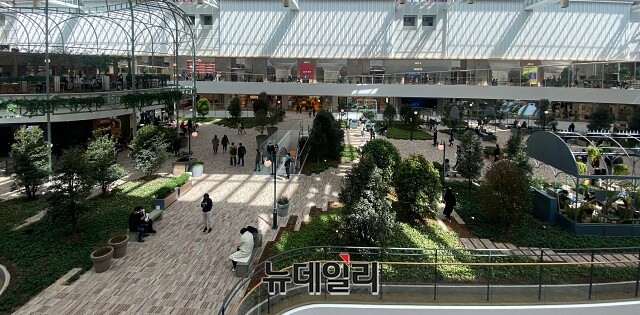 ▲ 현대백화점 더현대 서울.ⓒ뉴데일리DB