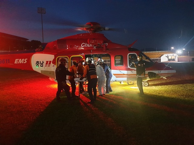▲ 지난 5월 13일 충남 홍성군에서 발생한 응급환자 이송을 위해 준비하는 충남119항공대. ⓒ충남소방본부