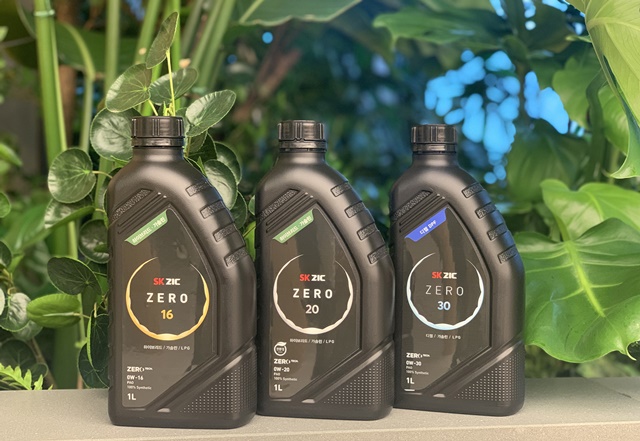 ▲ SK루브리컨츠의 친환경 윤활유 'SK ZIC ZERO'. ⓒSK이노베이션
