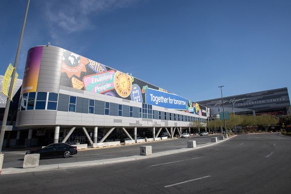 ▲ 5일부터 7일까지 세계 최대 전자 전시회 CES 2022가 열리는 미국 라스베이거스 컨벤션센터(LVCC)의 외경.ⓒ삼성전자