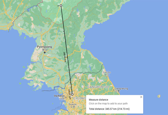 자강도 중심부에서 서울까지의 직선거리는 약 350킬로미터다. 마하 10의 속도면 1분41초만에 도달한다. ⓒ구글맵 거리측정 캡쳐.
