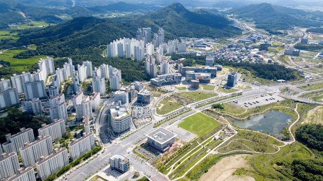 ▲ 경상북도가 고경력 과학기술 인력을 유치해 도청신도시를 지식타운화 하는 ‘골든사이언스파크’ 조성을 추진하며 경북 북부지방의 혁신성장거점 마련에 나섰다고 밝혔다.ⓒ경북도