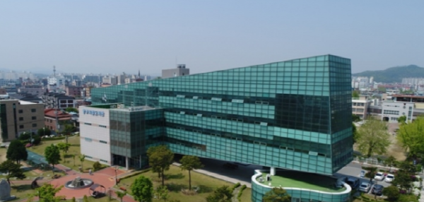 ▲ 충주시립도서관.ⓒ충주시