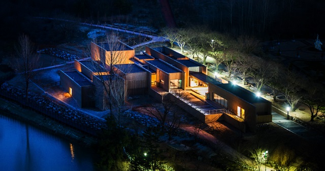 ▲ 솔거미술관 야간 전경.ⓒ경주엑스포