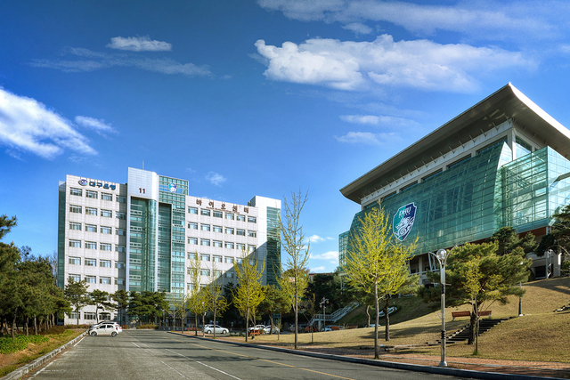 ▲ 대구한의대학교(총장 변창훈) 평생교육원(원장 김문섭)은 최근 국내 평생교육원 중에서 최초로 미국 QABAⓇ(Qualified Applied Behavior Analysis Credentialing Board)로부터 국제행동분석전문가 양성기관으로 공식 인정받았다.ⓒ대구한의대