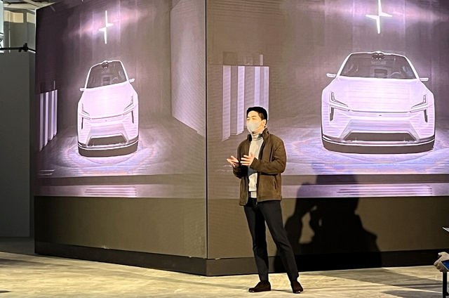 ▲ 함종성 폴스타코리아 대표가 폴스타2 소개 및 판매전략 등에 대해 발표하는 모습. ⓒ김재홍 기자