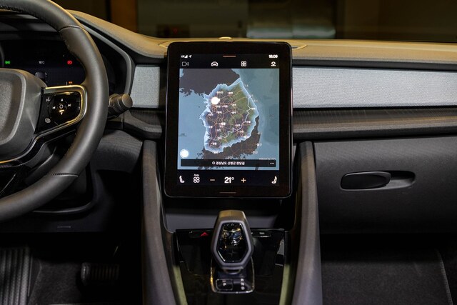 ▲ 폴스타2에 탑재된 전기차 전용 인포테인먼트 시스템. ⓒ폴스타코리아