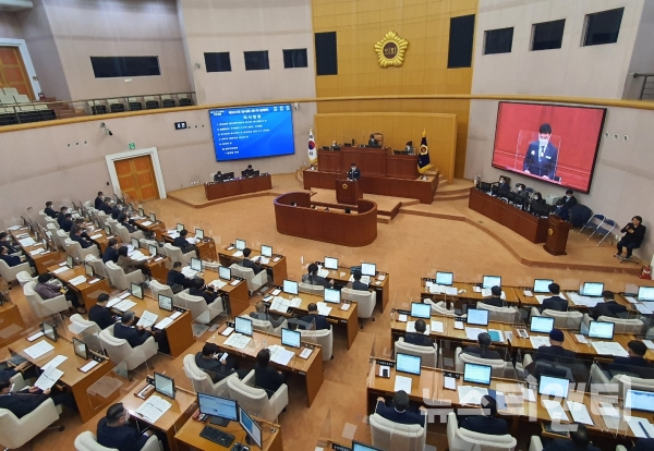 ▲ 대전시의회는 18일부터 10일간  2022년 첫 임시회(제263회)를 개최한다. 대전시의회 본회의장.ⓒ대전시의회