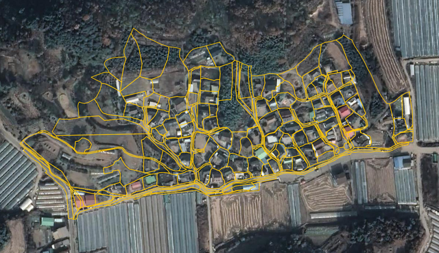 ▲ ‘지적재조사사업’은 1910년대 일제에 의해 만들어진 종이지적도가  실제 사용 중인 현실경계와 맞지 않는 부분이 많아 이를 바로잡음으로써 군민의 소중한 재산권 보호 및 각종 토지개발사업의 원활을 기하고자추진 중인 국가정책사업이다.ⓒ성주군