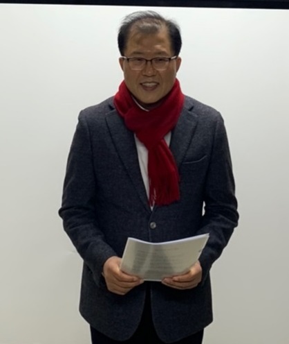 ▲ 25일 영동군수 출마를 선언한 정일택 전 충북도 기획관.ⓒ정일택 예비후보 선거사무소