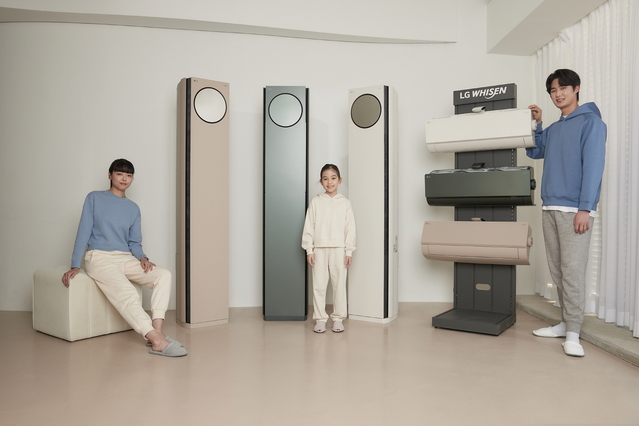 ▲ LG 휘센 타워 에어컨 오브제컬렉션(왼쪽)과 LG 휘센 벽걸이 에어컨 오브제컬렉션 ⓒLG전자