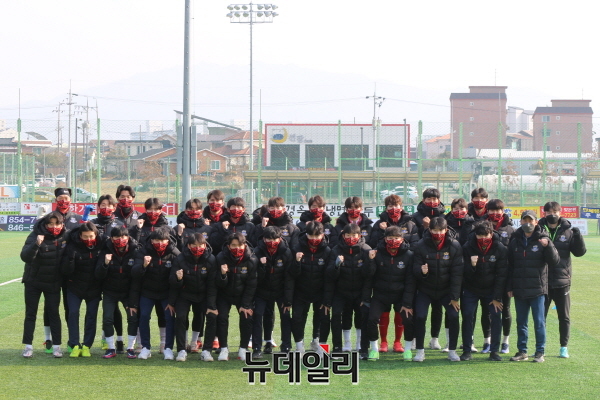 ▲ 충주시민축구단.ⓒ뉴데일리 D/B