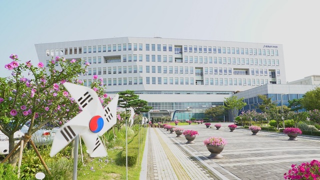 ▲ 충남 홍성 내포 충남도교육청사.ⓒ충남도교육청