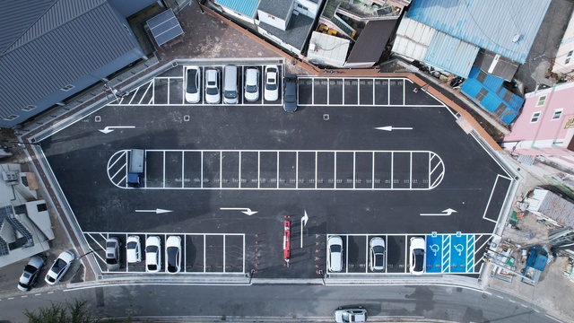 ▲ 청도군은 지난 1월 24일부터 전통시장 주차환경개선사업의 일환으로 추진한 청도시장 주차장을 준공하고 정상 운영에 들어갔다.ⓒ청도군